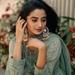 Namitha Pramod Instagram - Hey Siri,play Nenjukkul peythidum Mamazhai ♥️✨ 📷: @yaami____ Wearing : @labelmdesigners Jewellery: @pureallure.in Styled by : @rashmimuraleedharan