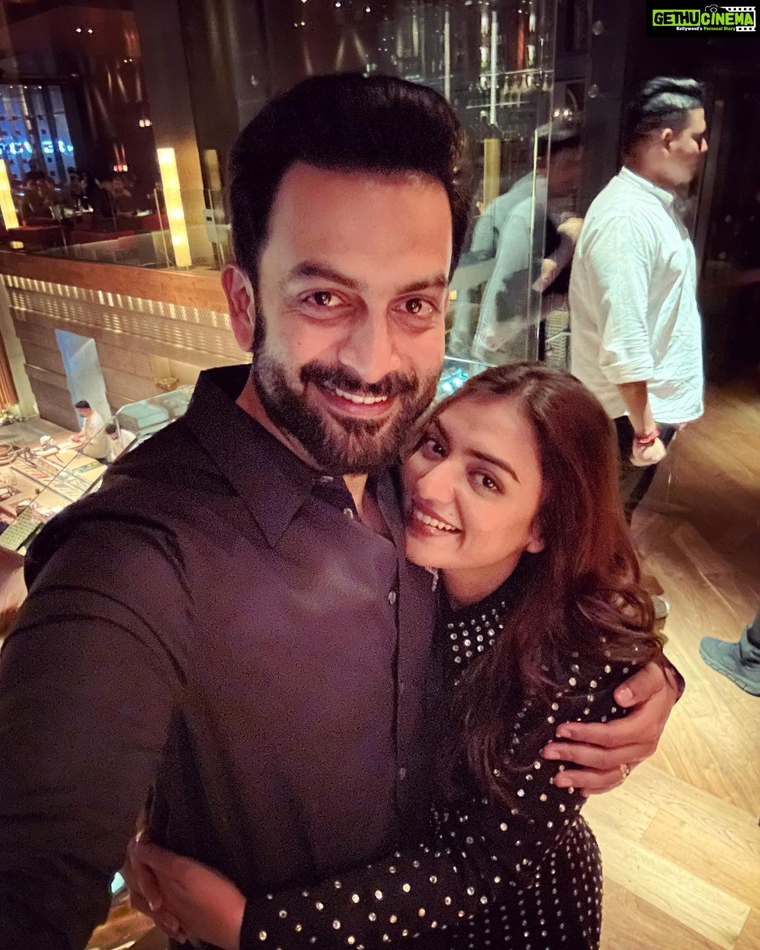Nazriya Nazim Instagram - Happy birthday to my brother … The sweetest n kindest … My brother ….u deserve everything u wish for ….🤍 Happy 40 ….elarum ariyate prayam 🤪🤗♥️