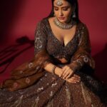 Neha Sharma Instagram - Diwali ready for @wedding_affair 🪔💫 Stylist: @juhi.ali Photographer: @trishasarang Make-up: @reshmaamerchant Hair: @swapnil_makeupnhair Outfit: @rajani.gupta_collection Jewellery: @kushalsfashionjewellery Decor: @sammsaraindia Location: @whiteboxstudiomumbai PR Agency: @hypenq_pr Co-ordinated by: @nadiiaamalik