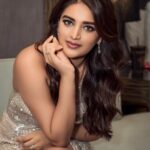 Nidhhi Agerwal Instagram - Lions never mix with cats 🦁 Styled by: @nikhitaniranjan Outfit:@zaraumrigar Jewellery: @stylorisilver @nacjewellers Mau: @abhiramisivakumar Hair: @priyahairandmakeup_ Picture: @kiran.venkataramanappa