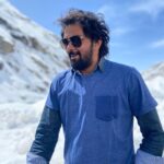 Nikhil Siddhartha Instagram - Happy Birthday @chandoo.mondeti bhai 🎂 Expression Chiragga pettina he is bangaram 😄for his cute stuff swipe right 🤗 Karthikeya2 Direction Kummestunnaru ani ashistunna ❤️