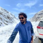 Nikhil Siddhartha Instagram - Happy Birthday @chandoo.mondeti bhai 🎂 Expression Chiragga pettina he is bangaram 😄for his cute stuff swipe right 🤗 Karthikeya2 Direction Kummestunnaru ani ashistunna ❤️