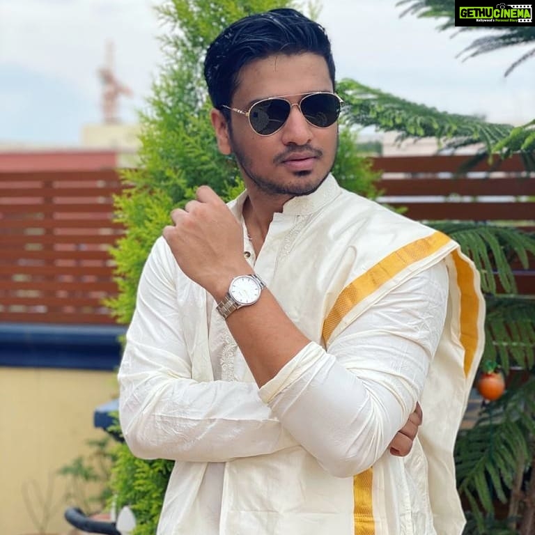 Nikhil Siddhartha Instagram - This year, I'm celebrating #OnamWithTMX and this exquisite range of festive watches by TMX is my new favourite. Onam, a festival that celebrates new harvests, new dreams and new goals! I cherish all the moments of festivities with my loved ones. Lets celebrate new beginnings together! Get your TMX watch at your nearest watch retailer today! #HappyOnam #Onam #Celebration #Onam2020 #TimexIndia #TMX