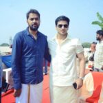 Nikhil Siddhartha Instagram - ‪Aaaa kaliyuga daivam TIRUMALA TIRUPATI VENKATESHWARA SWAMY Sannidhi lo MUHURTAM SHOT ... Thanks To Karunakar Reddy Garu for Switching on the camera #Karthikeya2 #DaivamManushyaRupena @peoplemediafactory @abhishekofficl @chandoo.mondeti