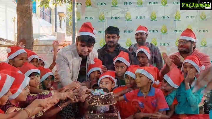 Nikhil Siddhartha Instagram - 2019 has been very nice to me... Time to Give Back... Merry Christmas nd a Happy New Year 🥰 from me nd all these cuties who mite be challenged but are the most resilient 😇