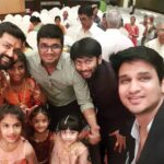 Nikhil Siddhartha Instagram - A wedding in the Family... nd its time for a Selfie with Bava, cuzns and their Cutie daughters 😀😊 @amarnath_madduluri @gaddam_abhiney @addu.santosh