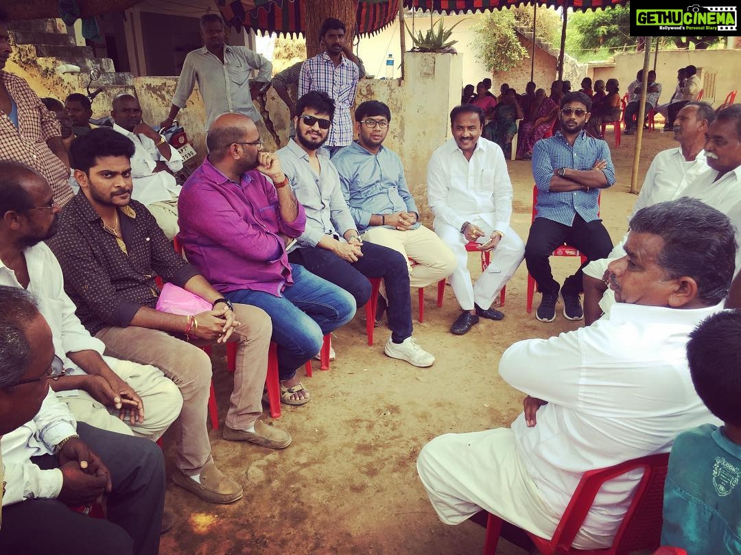 Nikhil Siddhartha Instagram - An interior village.. A Neem tree.. Round chair conference.. Village Stories... The joys of Rural India 🇮🇳