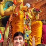 Nikhil Siddhartha Instagram - Wishing u all a Happy Ganesh Chaturthi from the LalBaughcha Raja Ganesh… Took Blessings of Ganapathi Bappa and Thanked him for the LifeChanging Success he has blessed team and me with #Karthikeya2 #Karthikeya2Hindi Lalbaug Cha Raja