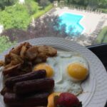 Nikhil Siddhartha Instagram - All American Breakfast... Eggs perfectly done, the way I like them 😃 #1000calorieBreakfast