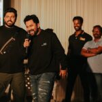 Nivin Pauly Instagram - What an amazing energy and vibe at the Sree Krishna College, Thrissur. Took us back to our college days! 🎭🎭 #SaturdayNight