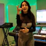 Nora Fatehi Instagram - The official worldwide #pepetadancechallenge is on!! Lets do this! Show me your moves, show me how creative you can get! Its worldwide! Any style u want! And the top 3 winners will get a special gift from me personally 😍❤️🔥🇲🇦🇮🇳🇹🇿 Make sure you guys #pepetadancechallenge #pepetachallenge #norafatehi !!! Special thanks to my family my team the talented @fnaire_official @tizafmohcine @mennani_khalifa @achrafaarab1 @amine_el_hannaoui @mohamedsaadstudio @bassimbendell the love and support is real always ❤️❤️ studio @sevenmenstudio 🎵 🎵 Song pepeta @rayvanny @norafatehi Marrakech