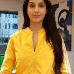 Nora Fatehi Instagram - Hey guys ive got the amazing choreographer of my music video Pepeta, @rajitdev here to show us how to do the “pepeta” hook step Make sure u #pepetadancechallenge #pepetachallenge #norafatehi on your dance video uploads ❤️🔥💥 Pepeta means bounce/shake/twerk/move