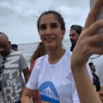 Nora Fatehi Instagram - #mahimbeachcleanup brought to you by @pragyadav and all these amazing people who came out to volunteer yesterday! Shotout to @mtownbreakers for the lovely rap and dance what a fun way to end the day 🏝🙏🏽😍🙌🏽
