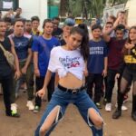 Nora Fatehi Instagram - WOW the craziest Dance cypher just happend to #OSakiSaki !🔥🇮🇳 What energy and swag man! Comon guys get your dance videos ready its gna be lit on social media 🔥 👏😍 @tseries.official @tanishk_bagchi @nehakakkar @tulsikumar15 @emmayentertainment @nikkhiladvani @batlahousefilm @ms_taniatorao @jhavartika @pery_sheetal17 @niveditaasharma @sushantkhatri148 Video by @stevenroythomas Effects by @anups_ #dance #danceislife #music #entertainment #fun