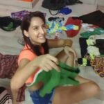 Nora Fatehi Instagram - Catch me at your nearest street market selling shorts. LOL @rajitdev