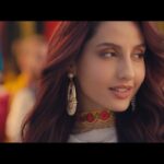 Nora Fatehi Instagram – And we are officially all over moroccan tv 📺😍 Check out my new ad for @espaces_saada with @fnaire_official selling homes 🏠 ❤️ it was fun to rerecord my voice and sing a jingle version of dilbar with the boys 🤩 
Fun fact! Did u know Shahrukh Khan was the face of this brand in 2013! And this year its us! Im So honoured keeping them bollywood vibes 😉 😍❤️ 🇮🇳 🇲🇦
———————————————————————
@tizafmohcine @mennani_khalifa @achrafaarab1 directed by @abderrafia_elabdioui
choreographer @karan_pangali 
hair and makeup @marcepedrozo 
@amine_el_hannaoui @bassimbendell Morocco