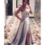 Nora Fatehi Instagram - Filmfare Oman 🇴🇲 ——————————————— Outfit: @liastubllaofficial Jewellery: @bellofox Styled by @hitendrakapopara Styling Asst @shiks_gupta25 Makeup @vimijoshi