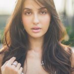 Nora Fatehi Instagram - I asked my friends to help me with a caption and they said i should write #pranabshoots ... wow thanks friends 🤣🤣 guys caption this photo for me! @stevenroythomas 📷 @rohanmehra #norafatehi #pic #new #india #morocco #portrait #photography