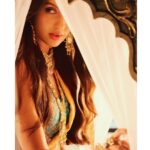 Nora Fatehi Instagram - Are you guys ready? Arabic Dilbar releasing November 30th with the Amazing @fnaire_official and myself 🎤 💃🏾💃🏾❤️❤️🎉 The countdown begins now!!!!!!!!!!!!! —————————————— 📷 @mohamedsaadstudio Makeup hair @marcepedrozo Jewellery @minerali_store @tizafmohcine @the_realachraffnaire @mennani_khalifa @amine_el_hannaoui @bling_entertainment @bassimbendell @mohamedsaadstudio @abderrafia_elabdioui @caesar2373 @tseries.official #norafatehi #international #music #musicvideo #arabicdilbar #new #worldwide #project #entertainment #india #morocco #dance #bollywood #art #mood