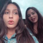 Nora Fatehi Instagram - Oozing love with a mixture of my craziness 🤣🙈💕 😍❤️🇬🇧 @mandy.takhar so happy to see you! Love you to pieces! It’s been a crazy year thanks for being there ❤️😘 🚙 @iamjayzayed ————————————————— #norafatehi #dilbar #new #bollywood #entertainment #love #friends #crazy #fun #india #morocco #toronto