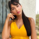 Nora Fatehi Instagram – Can u walk it like u talk it 💁🏽‍♀️🕺🏾💃🏾😎
—————————————————
Hair and makeup @zoya.makeupandhair 
Accessories @azotiique 
#norafatehi #work #new #india #morocco #entertainment #tv #fashion #makeup #lit #glow #mood #tan