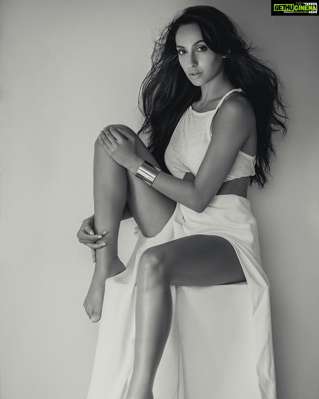 Nora Fatehi Instagram - Throwback to this lovely picture shot by @nandininm ❤️ Hair and makeup @marcepedrozo #norafatehi #photography #photooftheday