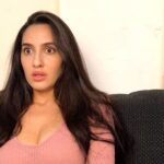 Nora Fatehi Instagram – This is why I could never do movie nights with mom🤣🤣 Growing up be like…..🤦‍♀️🙈
Who can relate?
Shot by @meiraomar
Pink Outfit from @fashionnova 👗
Yes I Edit all my videos myself 😎🙂😇 #norafatehi #justcomedy #funny #growingup #brownparents #arabmoms #girls #me #mood #jokes #vines #comedy #new #movienights #family #strict #awkward #kiss #hollywood #life #morocco #india #toronto #instagood #arab #arabmomsbelike #norafatehivines #love #bollywood #smile
