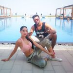 Nora Fatehi Instagram - Aayyyy🔥🔥 tonight at 8pm uploading a lit Choreoghraphy to one of the hottest dancehall tracks out there! Can you guess the song? Stay tuned🔥🔥 full video on my YouTube channel.. Location @saadiyatbeachclub Partner @rajitdev #norafatehi #dance #dancecover #international #dancehall #summer #love #hot #bollywood #toronto #morocco #india #abudhabi