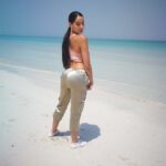Nora Fatehi Instagram - YASS getting fat 😍👌🏽🍑 @saadiyatbeachclub Got something special for you guys coming soon ... #norafatehi #beach #world #love #abudhabi #hot #weightgain #journey #goals #lifestyle #hospitality #dance #dancehall #dancecover #comingsoon #morocco #india #toronto #travel #traveller #saadiyatbeachclub #thick