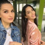 Nora Fatehi Instagram - Casually walking away from the haters like....🕺🏼💁🏽 😜 #globalcitizen #worldwide #nextstop #norafatehi #stockholm #travel @meiraomar