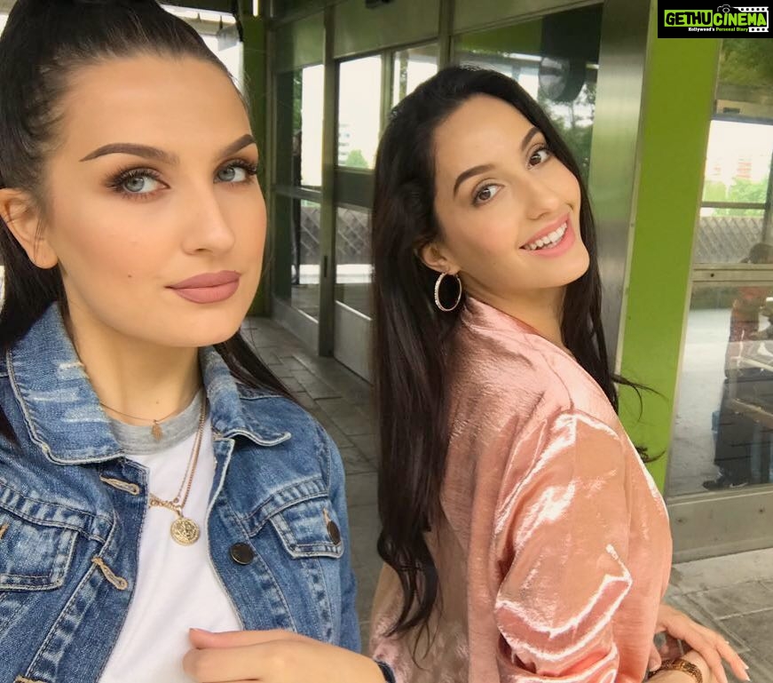 Nora Fatehi Instagram - Casually walking away from the haters like....πΊπΌππ½ π #globalcitizen #worldwide #nextstop #norafatehi #stockholm #travel @meiraomar