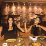 Nora Fatehi Instagram - This is me being composed but excited when I see food 🤣 🤷‍♀️💃🏼🤦‍♀️ @eisha_megan_acton looks like some sort of a swan pose 🤷‍♀️🤣 #bestfriends #nightout #foodie #norafatehi #love #mumbai