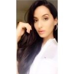 Nora Fatehi Instagram – Eid selfie 🙃🙃🤠🤠😎😎 #Noor #eidmubarak #worldwide #love #hairgoals #makeup #norafatehi #blessed #loveyouguys #selfie
