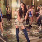 Nora Fatehi Instagram - Music Video out now !! Check bio for link hope u like it😍😘 #bmm @raftaarmusic @remodsouza @rahuldid @krutimahesh @lizelle2474 thanks guys for making this one a killer experience love you guys 😍😍😍 #work #Bollywood #urban #musicvideo #dance #new #girls #slay #lit #style #swag Costume stylist @aashishdwyer Hair and makeup @florianhurelmakeupandhair