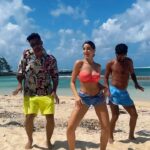 Nora Fatehi Instagram - Vibing … ☀️ 🏝 🐚 … Call me everyday 😉 @rajitdev @marcepedrozo