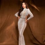 Nora Fatehi Instagram - I know they sleepin' on me, bitches got epilepsy 🧿 @yousef_aljasmi @amitthakur_hair @manekaharisinghani @reshmaamerchant @tejasnerurkarr #Dancedeewanejuniors #dancewithnora