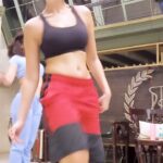 Nora Fatehi Instagram – Hit moves are on the way! Check out our rehearsals of #DanceMeriRani, a song that will be too addictive to dance on! Releasing on 12:21 21/12. Stay Tuned!

#tseries @tseries.official #BhushanKumar @norafatehi @boscomartis @zarakhan @tanishk_bagchi @therashmivirag