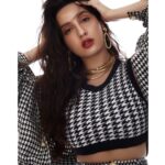 Nora Fatehi Instagram - We all been playing those mind games forever…So keep on playing those mind games together… ♠️♣️🖤 @valenti__official X @viangevintage @misho_designs @chandiniw @marcepedrozo @savleenmanchanda @sashajairam @stacey.cardoz.
