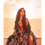 Nora Fatehi Instagram - Let's go, mon soleil.. On va goûter la vie, en entrée, plat, dessert.. Let's go, mon soleil Si c'est pas toi, c'est qui ? ❤️‍🔥🧡☀️ Photograph : Tejas Nerurkar (@tejasnerurkarr) Stylist : Maneka Harisinghani (@manekaharisinghani) @filmfare Wearing: @rahulmishra_7 Bikini set: @ookioh Belt: @raraavisbysonalverma Necklace: @laramorakhia Bangles: @raraavisbysonalverma Rings: @apalabysumitoffical Hair : Marce Pedrozo (@marcepedrozo) Makeup: Savleen Manchanda (@savleenmanchanda) Filmfare Editorial: Anuradha Chaudhary (@anewradha) Rahul Gangwani (@rahulgangs_) Sujitha Pai (@sujithapai) Analita Seth (@analitaseth) Publicist: @idhyahmedia @sanchitatrivedi Location: Taj Lands End, Mumbai (@tajlandsend)