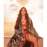 Nora Fatehi Instagram - Let's go, mon soleil.. On va goûter la vie, en entrée, plat, dessert.. Let's go, mon soleil Si c'est pas toi, c'est qui ? ❤️‍🔥🧡☀️ Photograph : Tejas Nerurkar (@tejasnerurkarr) Stylist : Maneka Harisinghani (@manekaharisinghani) @filmfare Wearing: @rahulmishra_7 Bikini set: @ookioh Belt: @raraavisbysonalverma Necklace: @laramorakhia Bangles: @raraavisbysonalverma Rings: @apalabysumitoffical Hair : Marce Pedrozo (@marcepedrozo) Makeup: Savleen Manchanda (@savleenmanchanda) Filmfare Editorial: Anuradha Chaudhary (@anewradha) Rahul Gangwani (@rahulgangs_) Sujitha Pai (@sujithapai) Analita Seth (@analitaseth) Publicist: @idhyahmedia @sanchitatrivedi Location: Taj Lands End, Mumbai (@tajlandsend)