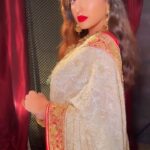 Nora Fatehi Instagram - Mashoor mere ishq ki kahani ho gayi❤️‍🔥 @anjulbhandari × @apalabysumitofficial @anmoljewellers Styled by @manekaharisinghani Styling Assts: @gypsy.girl.world × @chintan_shah08 HMU @reshmaamerchant × @marcepedrozo