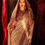 Nora Fatehi Instagram - Binte dil Misriya mein… 🧿 @anjulbhandari × @apalabysumitofficial @anmoljewellers Styled by @manekaharisinghani Styling Assts: @gypsy.girl.world × @chintan_shah08 HMU @reshmaamerchant × @marcepedrozo Shot by @tejasnerurkarr