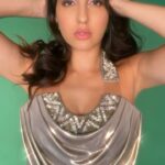 Nora Fatehi Instagram - 🔥😉🧿 #VimalElaichiFilmfareAwards wearing @georgeschakraofficial × @renuoberoiluxuryjewellery Styled by @manekaharisinghani HMU @namratasoni #FilmfareOnReels