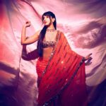 Nora Fatehi Instagram - Retro vibe 🧡 @manishmalhotra05 @aasthasharma @marcepedrozo @reshmaamerchant @tejasnerurkarr