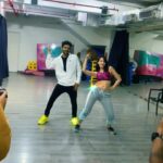 Nora Fatehi Instagram - OMG!!!🤯 Someone leaked #NachMeriRani hookline along with the rehearsal video!! Oh Well...Now that it's out, why not make it a HIT before the official release...lets do this! Show me ur moves and your love by making an IG reel or video on #NachMeriRani and share it with us NOW 🔥 🔥 @tseries.official #BhushanKumar @gururandhawa @tanishk_bagchi @nikhitagandhiofficial @retrophiles1 @boscomartis #tseries