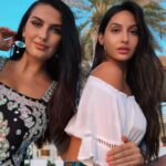 Nora Fatehi Instagram - Im like a mermaid out of the water🌊🧜🏾‍♀️ @meiraomar i need to go back to my habitat.. also.. i miss u.. 🥰😅 #trapped #imsocute