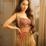 Nora Fatehi Instagram - Stepped into 2020 with good hair and a cute face 😉 Happy new year guys! Hope u enjoyed my performance last night ❤️🔥#ExtraAF2020 HMU @marcepedrozo Outfit @suzan1304 📷 @anups_