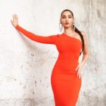 Nora Fatehi Instagram - U can pay for school, but u cant buy class… @victoriabeckham