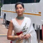 Nora Fatehi Instagram - Mere dhol judaiyan di.. Tenu khabar kivein hove.. Aa jaave dil tera.. Poora vi naa hove 🕊 🧚🏽 🧿 Sari @rohitbalofficial Jewellery @birdhichand Styled by @spacemuffin27 Style Team @sanyakapoor @_ishakapadia_ Hair @amitthakur_hair Makeup @reshmaamerchant