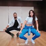 Nora Fatehi Instagram - Pyar do pyar lo 😉 Marjaavan is out in cinemas today guys you can now watch the song in a cinema near you ❤️🔥 Love this vfx edit by @letsvfx thank u 🙏🏽 @tanishk_bagchi @nehakakkar @sidmalhotra @milapzaveri @tseriesfilms @emmayentertainment @livedancefit @tejasdhoke @ishpreet_dang @tseries.official